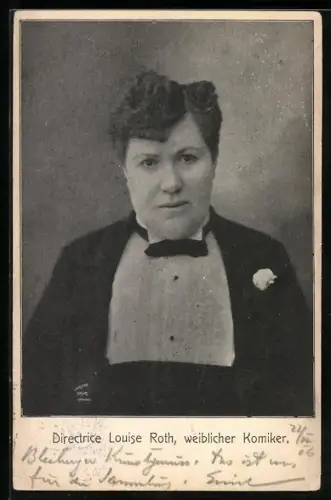 AK Schauspielerin und Komikerin Louise Roth im Smoking