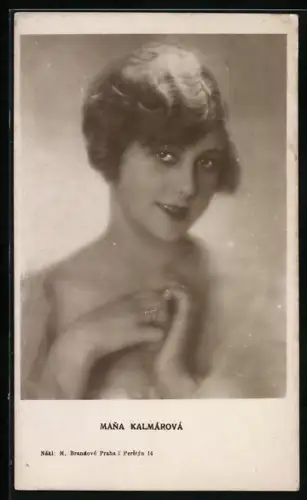 AK Schauspielerin Mana Kalmárová mit modischem Bubikopf