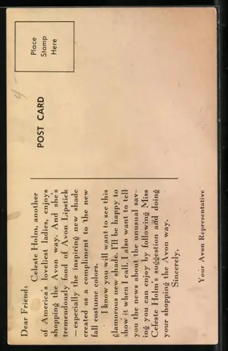 AK Schauspielerin Celeste Holm im schulterfreien Abendkleid am Klavier stehend