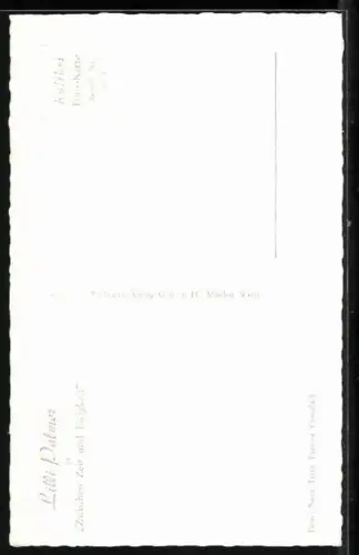 AK Schauspielerin Lilli Palmer, Portrait im Abendkleid mit Perlenkette in Zwischen Zeit und Ewigkeit