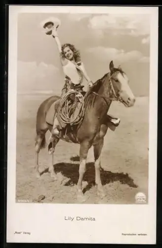 AK Schauspielerin Lily Damita auf ihrem Pferd