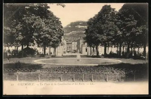 AK Grenoble, La Place de la Constitution et les Forts
