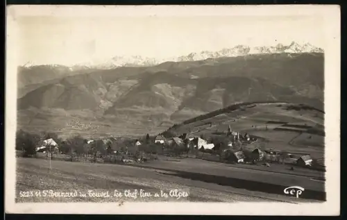 AK St Bernard du Touvet, Le Chef-Lieu et les Alpes