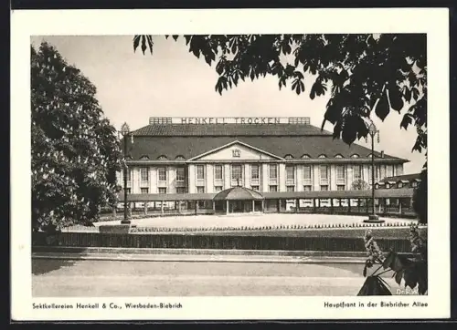AK Wiesbaden-Biebrich, Sektkellereien Henkell & Co., Hauptfront in der Biebricher Allee