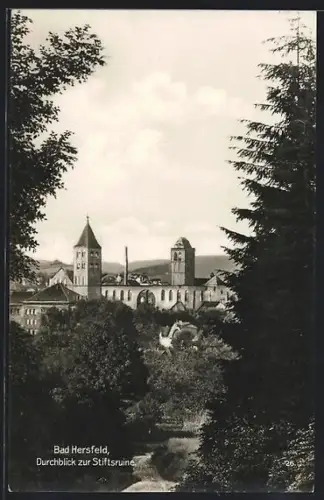 AK Bad Hersfeld, Durchblick zur Stiftsruine