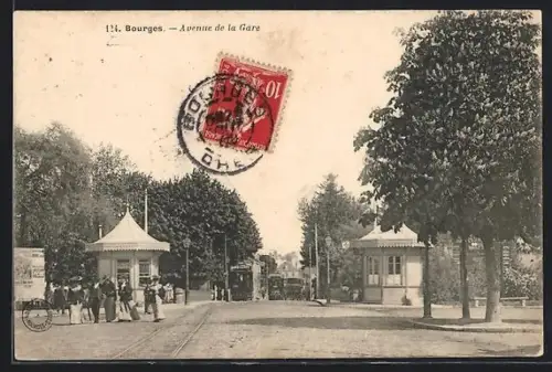AK Bourges, Avenue de la Gare, Strassenbahn