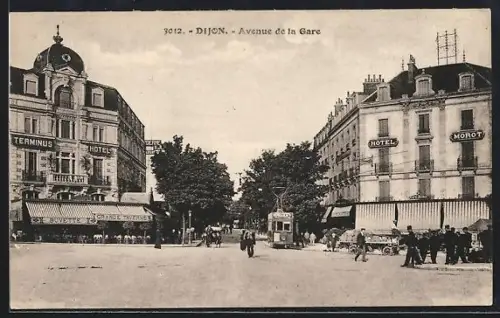 AK Dijon, Avenue de la Gare, Strassenbahn