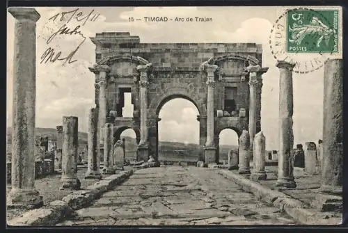 AK Timgad, Arc de Trajan