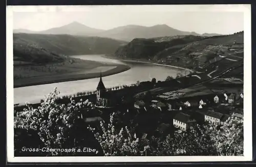 AK Gross-Czernosek a. Elbe, Panorama mit Kirche