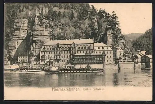 AK Herrnskretschen /Böhm. Schweiz, Panorama mit Dampfer