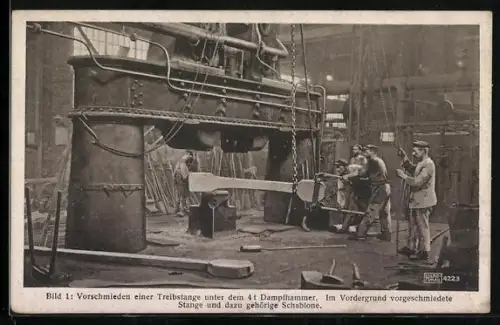 AK Eisenbahn-Fabrikarbeiter, Vorschmieden einer Treibstange unter dem 4t Dampfhammer