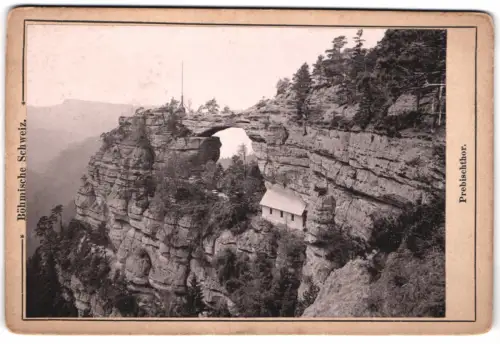 Fotografie unbekannter Fotograf, Ansicht Prebischtor, Blick auf die Felsformation