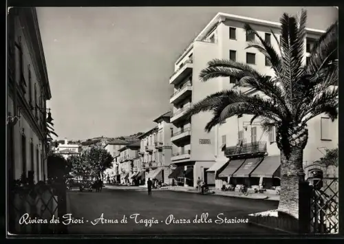AK Arma di Taggia /Riviera dei Fiori, Piazza della Stazione
