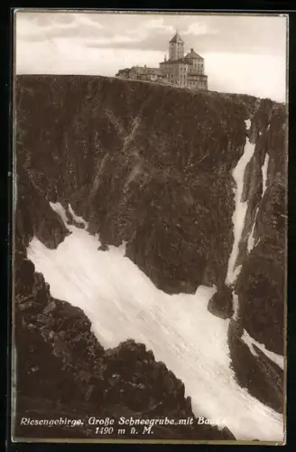 AK Schneegrubenbaude, Grosse Schneegrube mit Baude