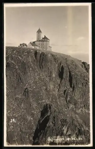 AK Schneegrubenbaude, Blick zur Berghütte