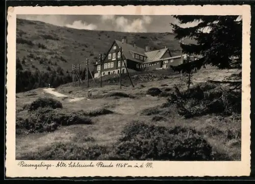 AK Alte Schlesische Baude /Riesengebirge, Berghütte mit Bergpanorama