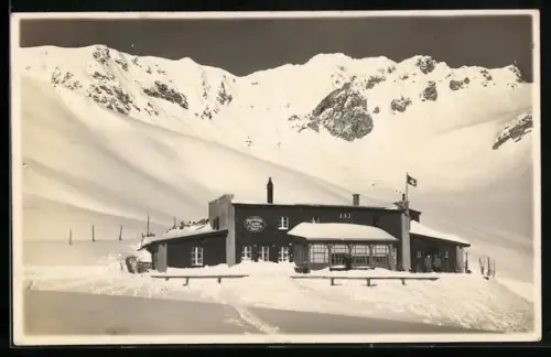 AK Davos, Parsennskihütte vor winterlichem Gebirgspanorama