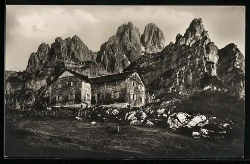 AK Hofpürglhütte mit der Bischofsmütze