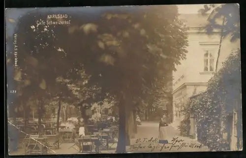 AK Karlsbad, Café Schweizerhof, Blick in den Garten