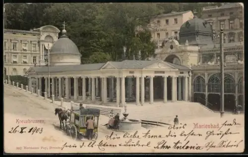 AK Marienbad, Kreuzbrunnen, Kutsche des Hotels Imperial, Gasthaus Goldener Engel