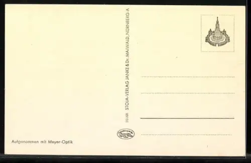 AK Karlsbad, Die Alte Wiese, Tische von Cafe am Strassenrand, -Fahne