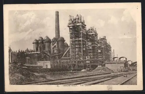 AK Thionville, Les Usines