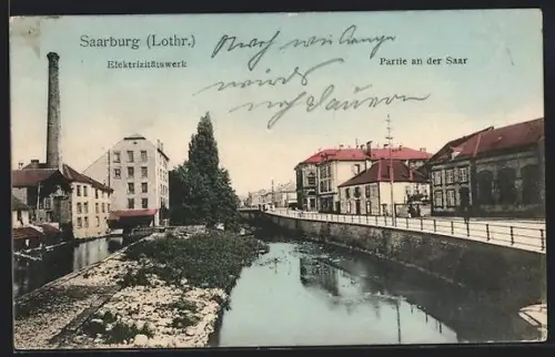 AK Saarburg /Lothr., Saarpartie mit Elektrizitätswerk u. Strasse, Panorama