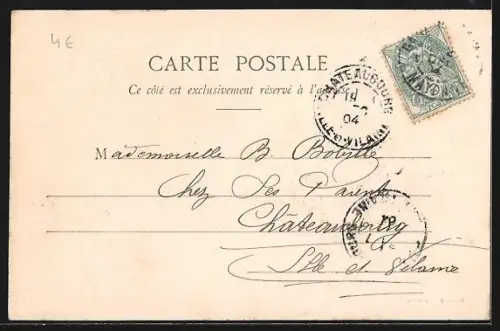 AK Chailland /Mayenne, Vue générale de Chailland avec l`église et paysage environnant