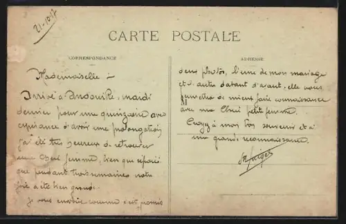 AK Saint-Pierre /Laval, Traversée en barque devant l`église et maisons anciennes