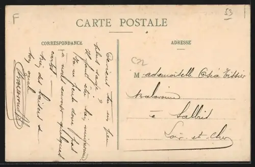 AK Craon /Mayenne, Rue Neuve avec vue sur l`église et les bâtiments environnants