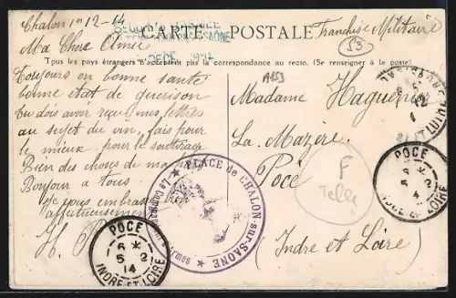 AK Juvigné, Place de l`Église avec bâtiments anciens et bicyclette sur la place