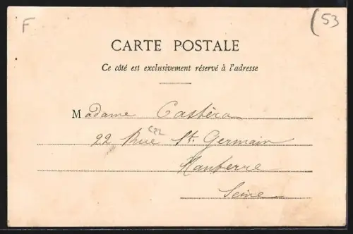 AK Aron /Mayenne, L`Église et la Place publique