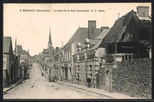AK Renazé /Mayenne, Le bas de la Rue Bourdais