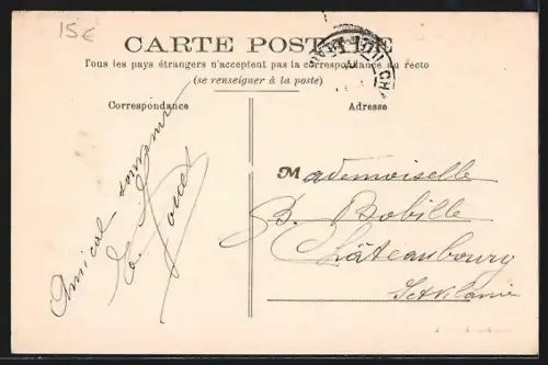 AK Laval, Rue de Joinville avec boutiques et passants