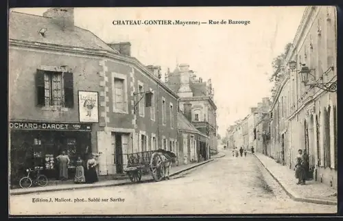 AK Chateau-Gontier /Mayenne, Rue de Bazouge avec échoppe et charrette