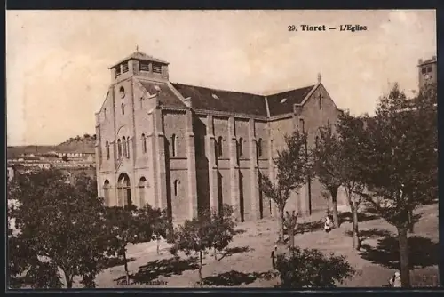AK Tiaret, L`Eglise
