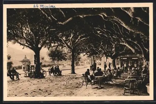 AK Sainte-Maxime-sur-Mer, La Place