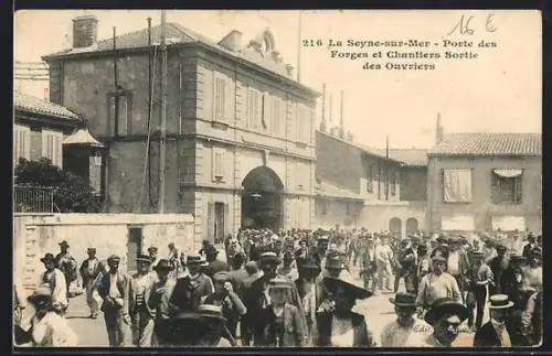AK La Seyne-sur-Mer, Porte des Forges et Chantiers Sortie des Ouvriers