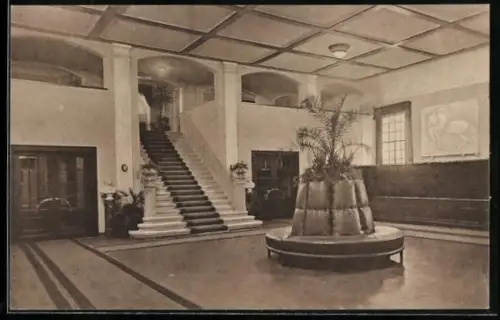 AK Dessau, Friedrich-Theater, Eingangshalle