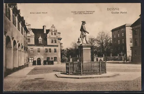 AK Dessau, Grosser Markt, Fürst Leopold-Denkmal, Anna-Liese-Haus