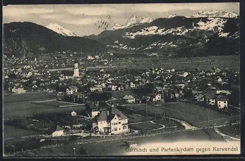 AK Garmisch und Partenkirchen, Blick auf Ort und Karwendelgebirge