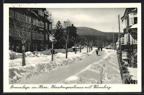 AK Braunlage im Harz, Harzburgerstrasse mit Wurmberg im Winter