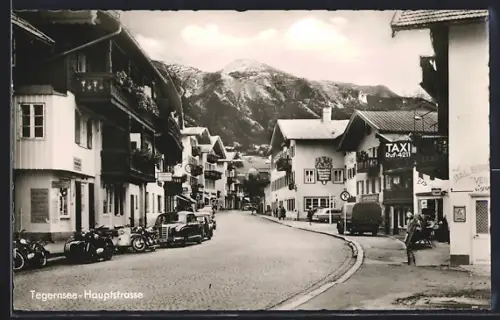 AK Tegernsee, Hauptstrasse mit Bräuhaus Tegernsee