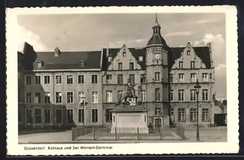AK Düsseldorf, Rathaus und Jan Wellem-Denkmal