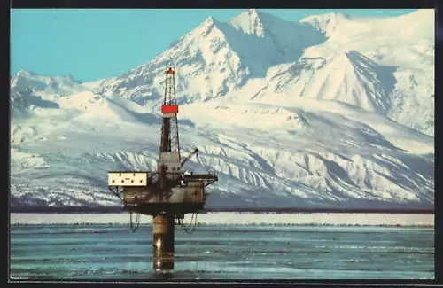 AK Cook Inlet, AK, Off-shore drilling rig, producing oil in Cook Inlet, Erdölförderung