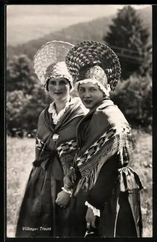 AK Frauen in Villinger Tracht