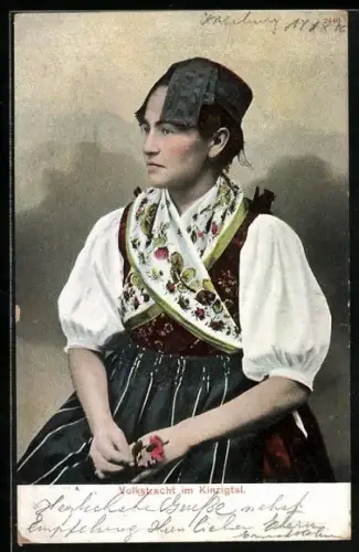 AK Junge Frau in Schwarzwälder Tracht