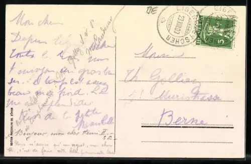 AK Jungfraubahn an der Station Eigergletscher, Fahrgäste auf dem Bahnhof