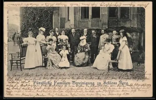 AK Fürstliche Familien-Vereinigung zu Schloss Berg, Gruppenbild im Garten