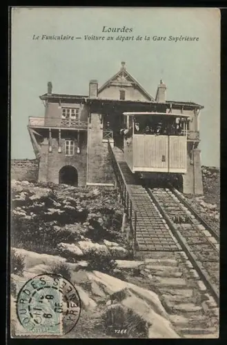 AK Lourdes, Le Funiculaire, Voiture au départ de la Gare Supérieure, Bergbahn